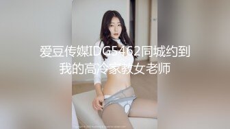 伪娘 张开双腿 塞着超大假鸡鸡来回抽插到前列腺高潮射精 有小哥哥忍不住想要操我的屁穴吗