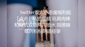 ⚫️⚫️美女如云咖啡店高级坐厕真实偸拍②，络绎不绝气质小姐姐方便，尿完在擦一擦，人美动作都那么迷人