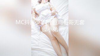 露脸M属性母狗女神被日的口里说想被baba大鸡吧操