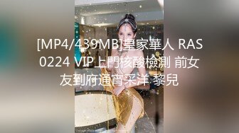 《百度云泄密》高傲的抖音女神在榜一大哥金钱的诱惑下一件一件的脱下直到一丝不掛 (3)