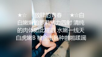 第一次发验证视频，老婆在卫生间自己玩