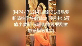 李总探花足浴店大奶熟女，口交舔屌按摩床上操，骑上来上下套弄，抽插猛操没几下就射了