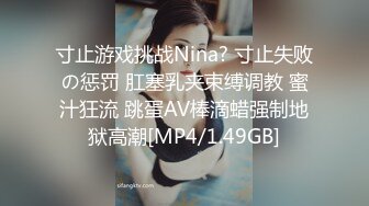 白狐狸少女呆萌可爱全程露脸短裙装诱惑，听狼友指挥脱光奶子发育的不错，诱惑艳舞瞎鸡巴妞掰开骚穴看淫水流